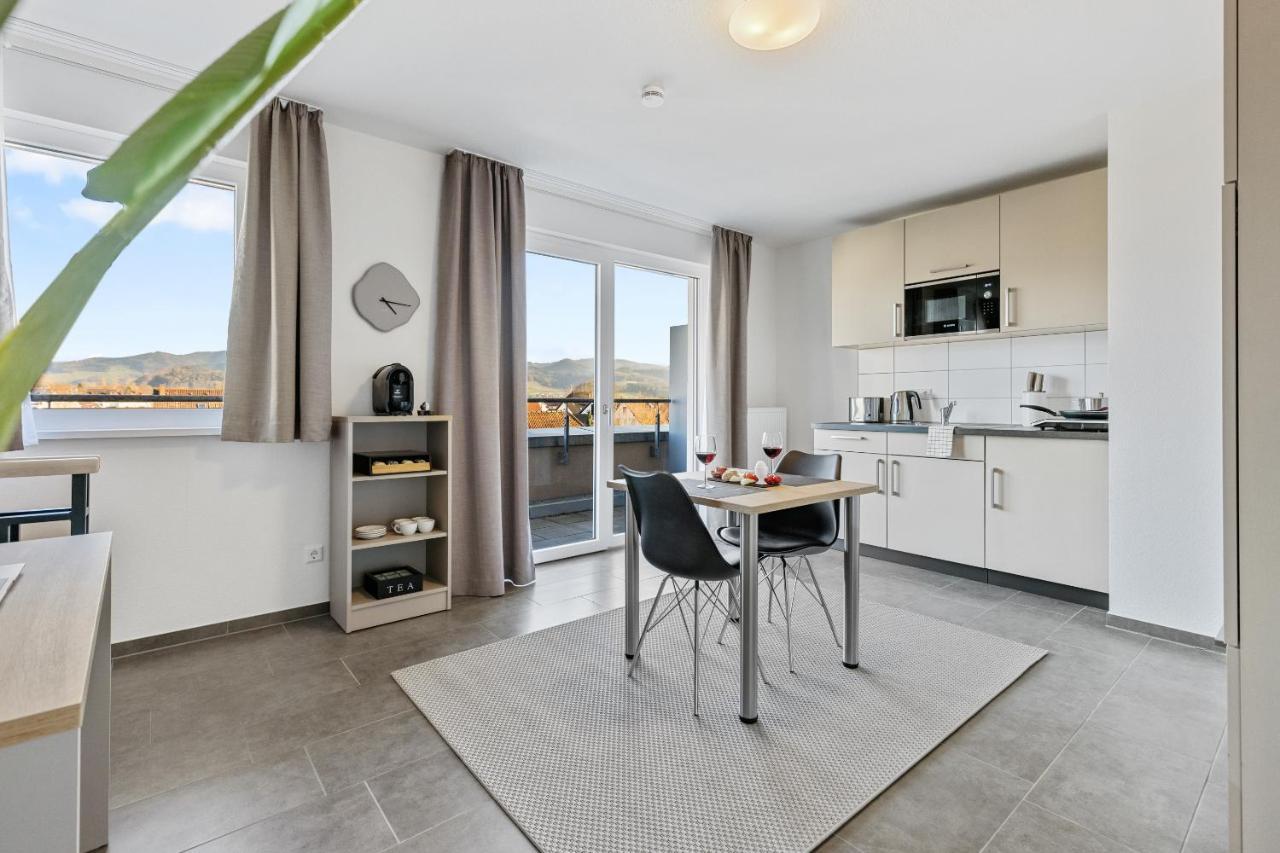 Empire Living: Denzlingen Marktplatz Exterior photo