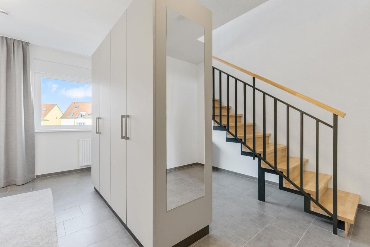 Empire Living: Denzlingen Marktplatz Exterior photo